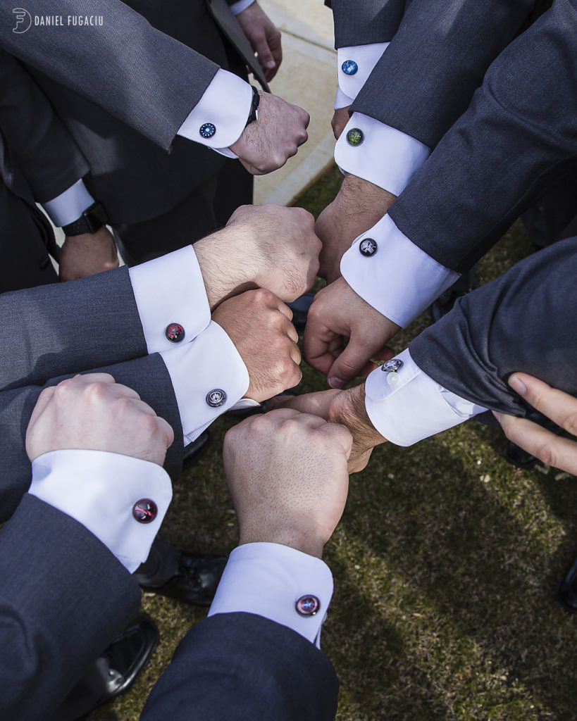 cufflink